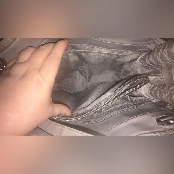 Michael Kors Leather Satchel Dove Grey Croc Embossed Dillon Purse NWOT - Picture 12 of 13